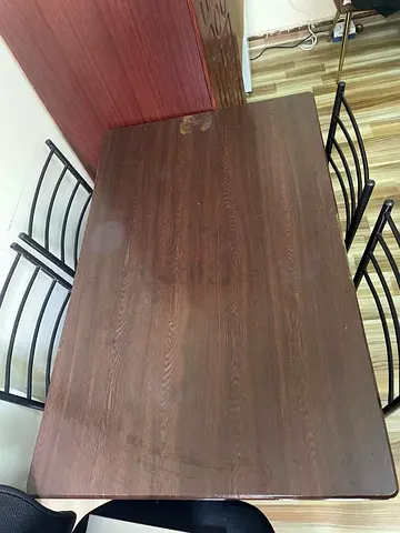 Table with 4 chair