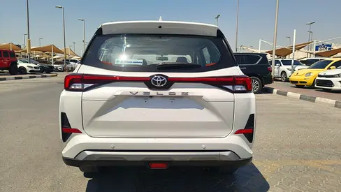 صورة 8 لـ 2023 Toyota VELOZ