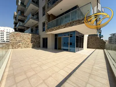 1800 sqft Spacious 1BR Apartment | Huge Terrace | Gym & Pool Access