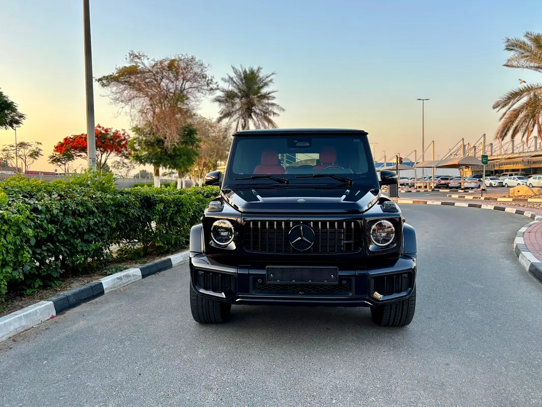 Mercedes-Benz G-Class 2026 — photo 1 of 14