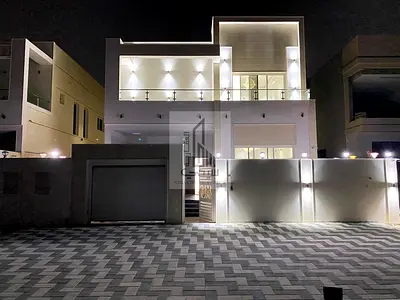 5-bedroom, 2-story villa in Al-Haliyo 2 at a bargain price