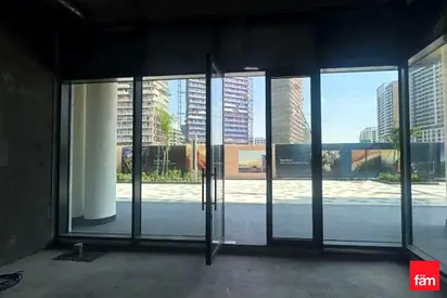 Retail Shop | Prime Business Location | Vacant