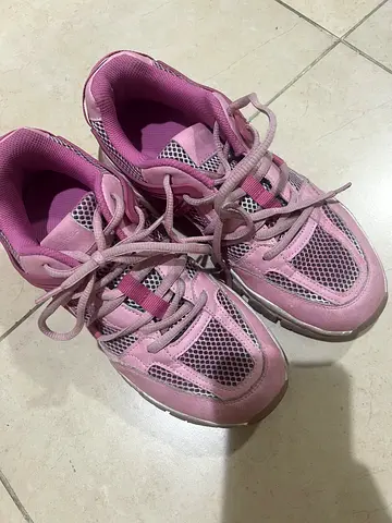 Light Pink Girls Sports Running Shoes, Size (see description)