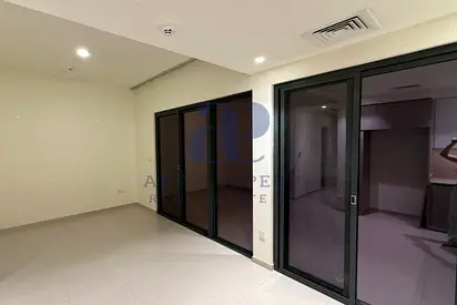 VACANT 3BR | PRIVATE GARDEN | SPACIOUS LAYOUT | 2 CHEQUES