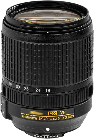 Nikon 18-140mm great condition with box