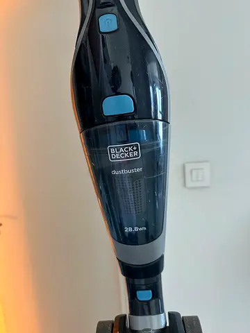 Black+Decker 2-in-1 Cordless Vacuum Cleaner – Good Condition