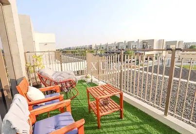 Corner Unit | Single Row | Vacant On Transfer