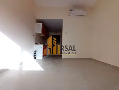 Specious Studio/Close Kitchen/Family Building/Near Ambassador School