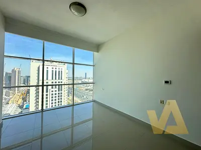 Spacious 2 Bedroom | Mid Floor | Fully upgraded
