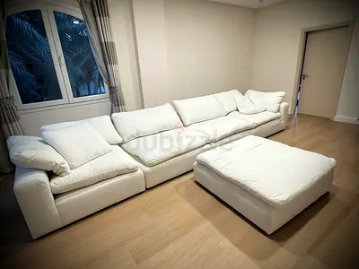 Amazing condition marina home 5 piece sofa sofa