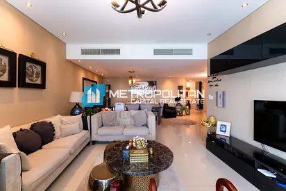 Canal View | High Floor | Upgraded kitchen