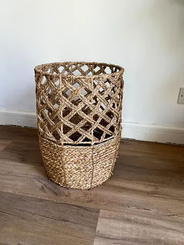 Handwoven Seagrass Basket - Decorative Storage Bin
