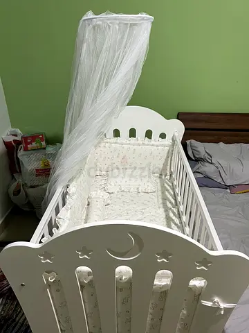 Wooden baby crib+brand new mattress+ bed set