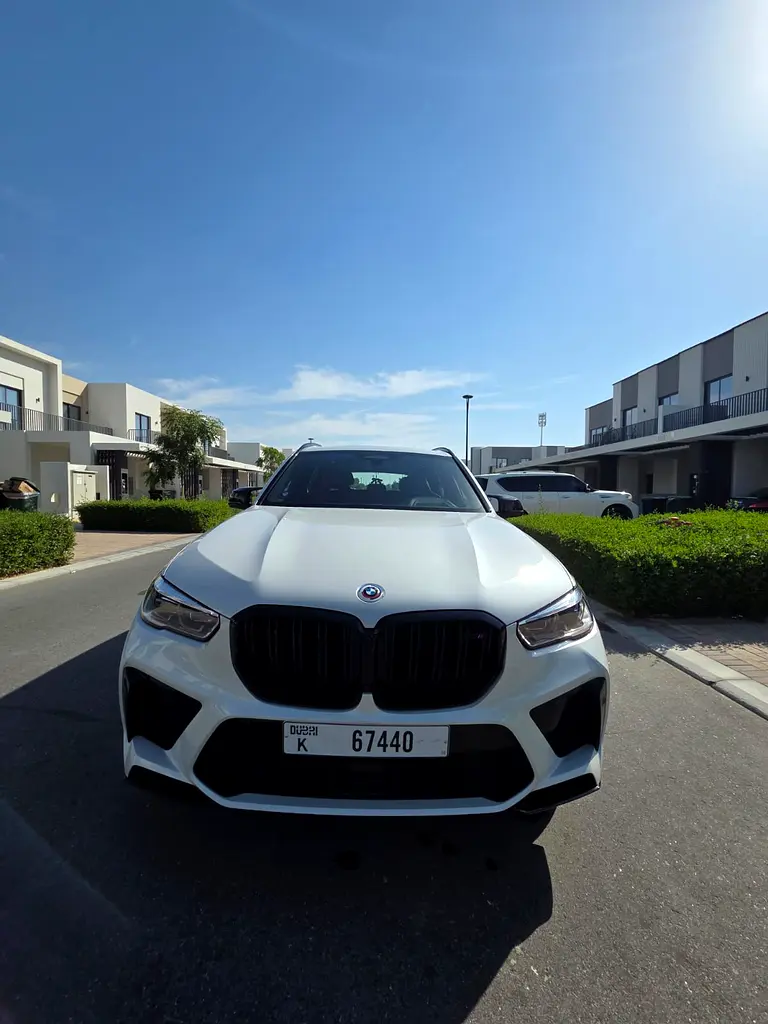 BMW X5 2023 — photo 1 of 18