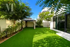 Single Row | Near Malibu | Near Park | THL