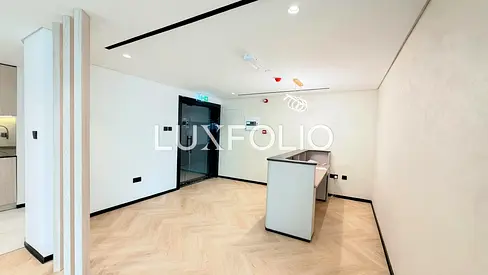 Fitted | 2 Parking | 1 month Rent free