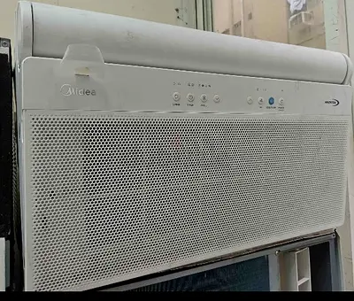 AC Almost New Inverter Type 2 Ton