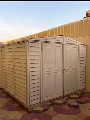 Large Outdoor Resin Storage Shed - Beige, Good Condition