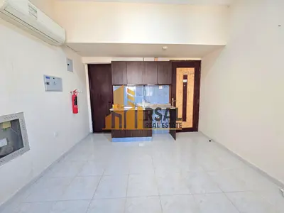 Lavish Studio/Open Kitchen/Family Building/Near Delta School