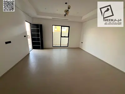 فيلا زاوية فاخرة للبيع في الحليو