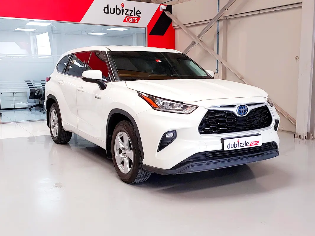 Toyota Highlander 2020 — photo 1 of 14