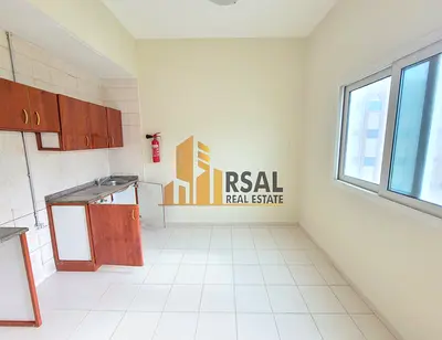 Lavish Studio/Family Building/Open Kitchen/Near Muwahila Bus Station