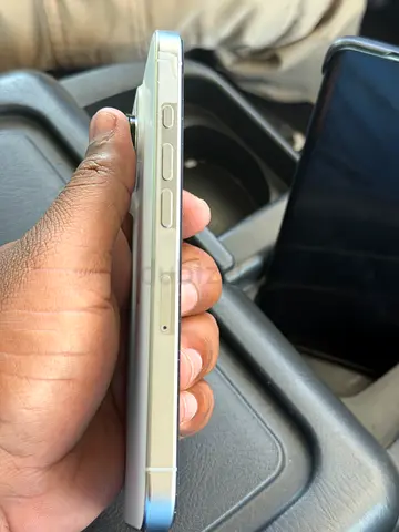 iPhone 16 Pro white - Good Condition, Unlocked
