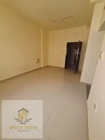 Annual Studio for Rent – Al ✨ A comfortable and practical studio located in a lively service area