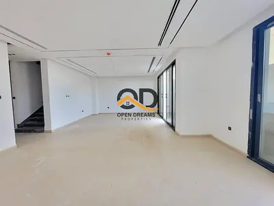 Zero Service Charges * Ready to Move 5Bed Villa in Open Tilal City