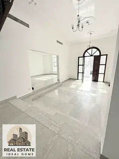 HUGE SPACIOUS **5BHK VILLA **FOR RENT JUST 100k ON MAIN ROAD CLOSE TO BRACH SHARQAN AREA FOR FAMILY