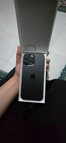 iPhone 16 pro max physical sim sim lock
