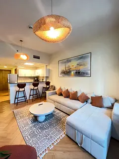 Modern Fully Furnished 2 Bedroom Apartment in Dubai Marina