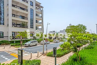 Prime 1BR | Balcony W City View | Ready-to-Move