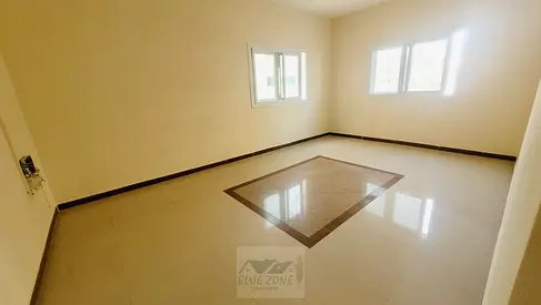 Hot offer one bhk with balcony and like separate hall just in 28k in bu tina sharjah