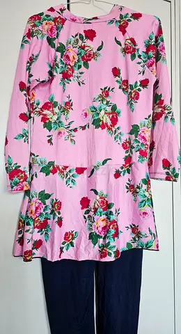 Swim suit islamic with head cap pink Floral Long Sleeve — Size medium to large, Good Condition