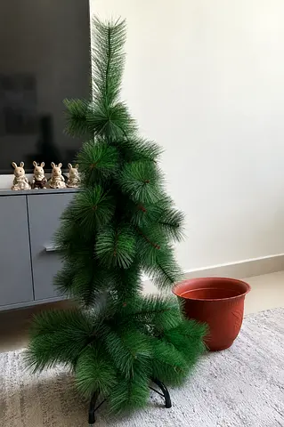 Artificial plant + pot
