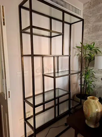 Shelving unit
