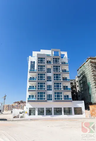 3 BR Flat Available