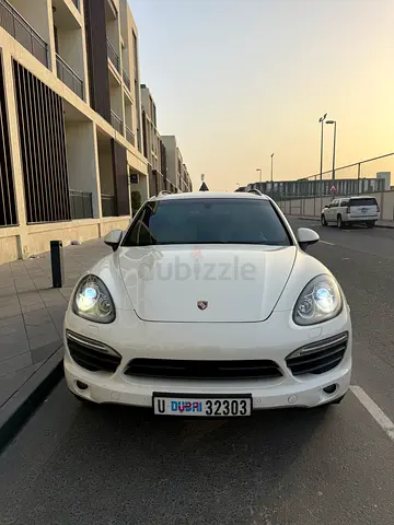 Porsche Cayenne S 2011 - GCC Specs - Extremely Well Maintained