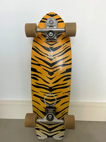 Yow Huntington surfskate