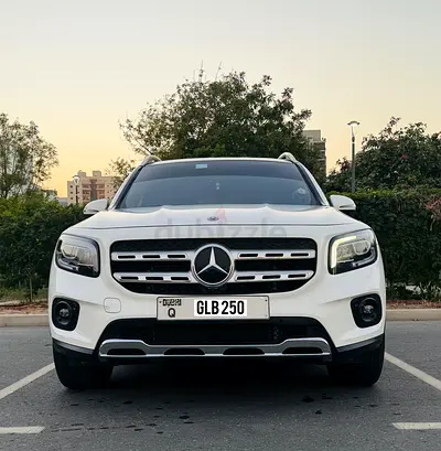 2020 Mercedes-Benz GLB 250 - American Specs - Pristine Condition