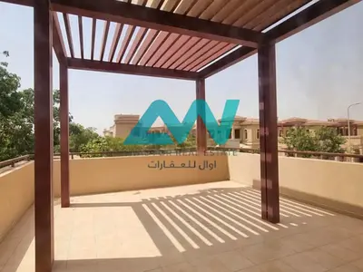 Prestigious Suburban Living | Lush Neighbour Views