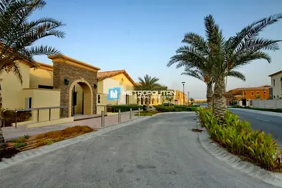 Furnished and Upgraded 4BR+Maid | Single Row Villa