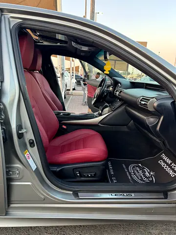 2015 Lexus IS-SERIES — миниатюра 20