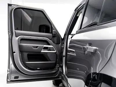 Land Rover Defender 110 SE P400, миниатюра 8