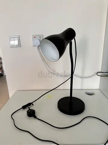 Black adjustable desk lamp - good working condition