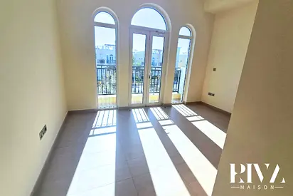 Spacious 4BR Legacy Nova Villa | Private Pool | District 9, Jumeirah Park
