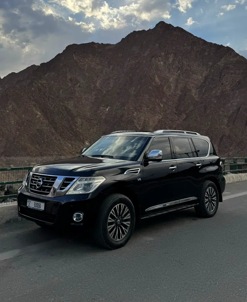 Nissan Patrol 2014 — photo 1 of 4