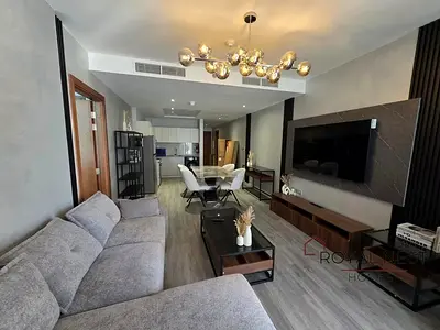 Prime Canal & Skyline | Living Furnished 1BR