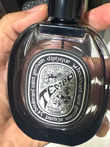 Empty perfumes for sale urgent